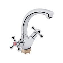 Смеситель для кухни Lidz Lamb 272F двухвентильный LDLAM272FCRM22018 Chrome Смеситель для кухни Lidz Lamb 272F двухвентильный LDLAM272FCRM22018 Chrome