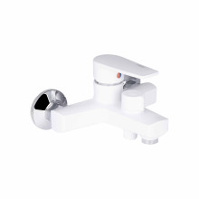 Смеситель для ванны Brinex 35W 006N Смеситель для ванны Brinex 35W 006N