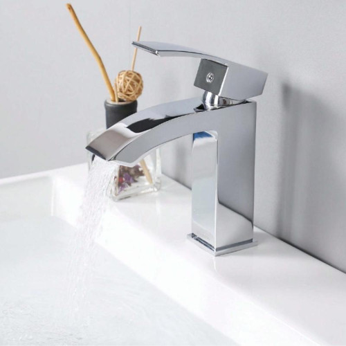 Смеситель для раковины Qtap Swan Cascada QTSWA270CRM45564 Chrome Смеситель для раковины Qtap Swan Cascada QTSWA270CRM45564 Chrome